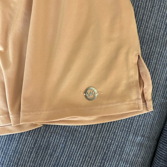 Michael Kors Medium Yellow Top - Picture 4 of 6